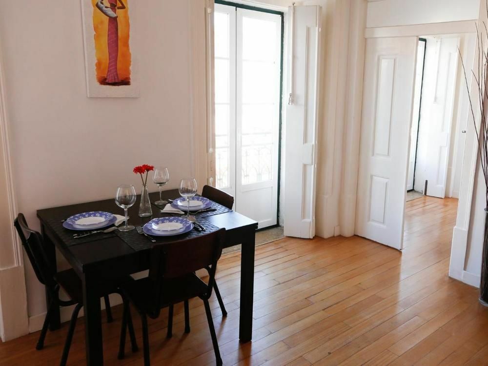 Bairro Alto By Rental4all Apartment *